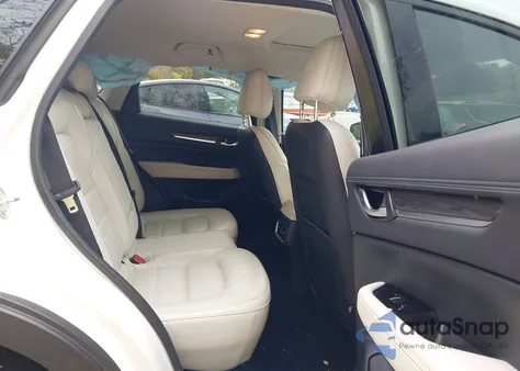 2017 Mazda Cx-5 Grand Touring z USA, uszkodzony, nr VIN JM3KFBDLXH0120415